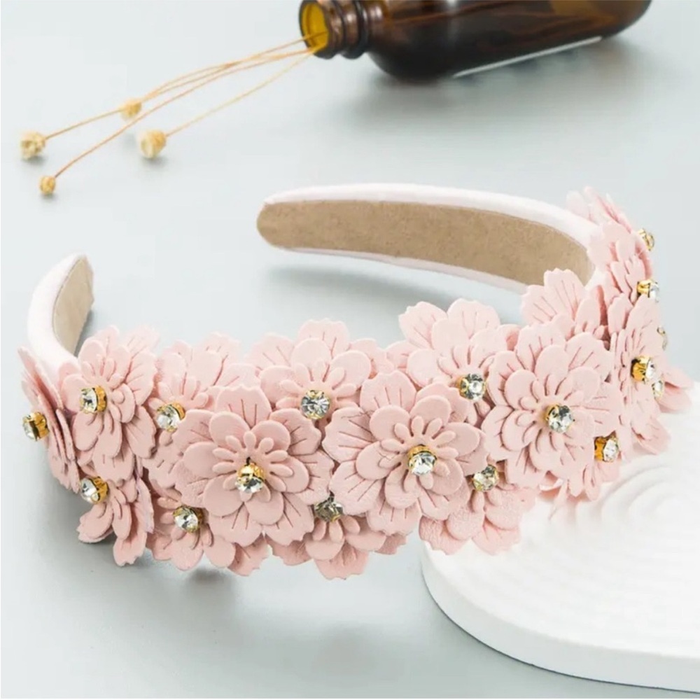 NEW Le Fleur Bandeau